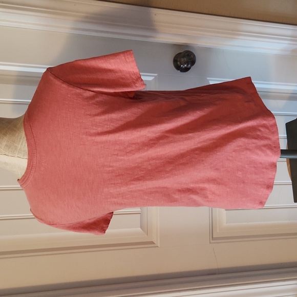 "Good natured" coral cactus tshirt - Picture 2 of 6